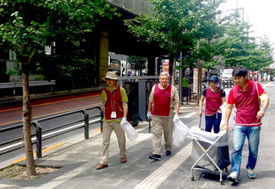 六本木クリーンアップの様子