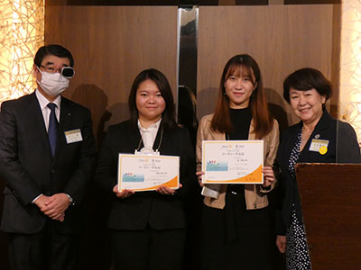 濵﨑麻由さんと楊雪桜さん