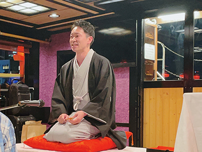 納涼夜間例会の様子