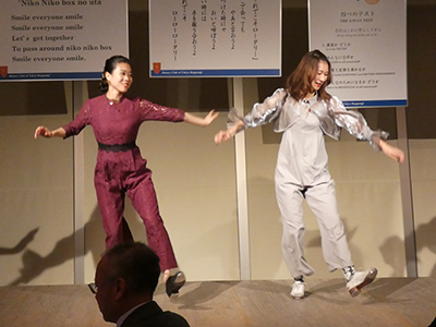 クリスマス夜間例会の様子2