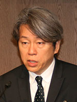 末松広報委員長