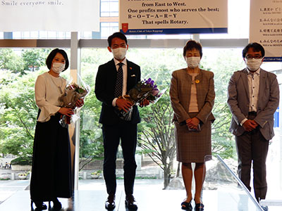 新旧交代の様子