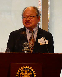 歴史小説家　安部　龍太郎様