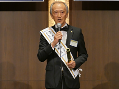 年度末夜間例会の様子