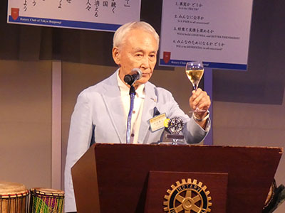 納涼夜間例会の様子1